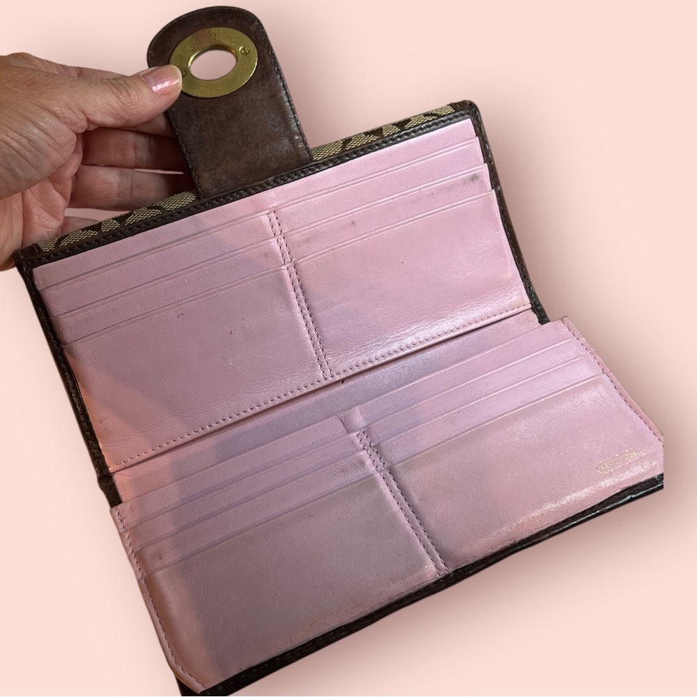 Coach Wallet - Picture 5 of 5